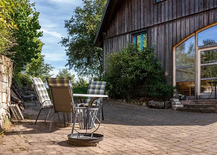 Hof Wegwarte * Weilheim