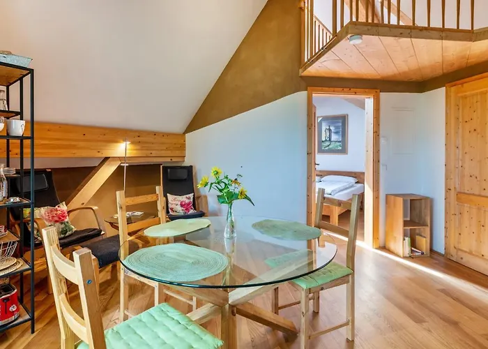 Hof Wegwarte Апартаменты Weilheim