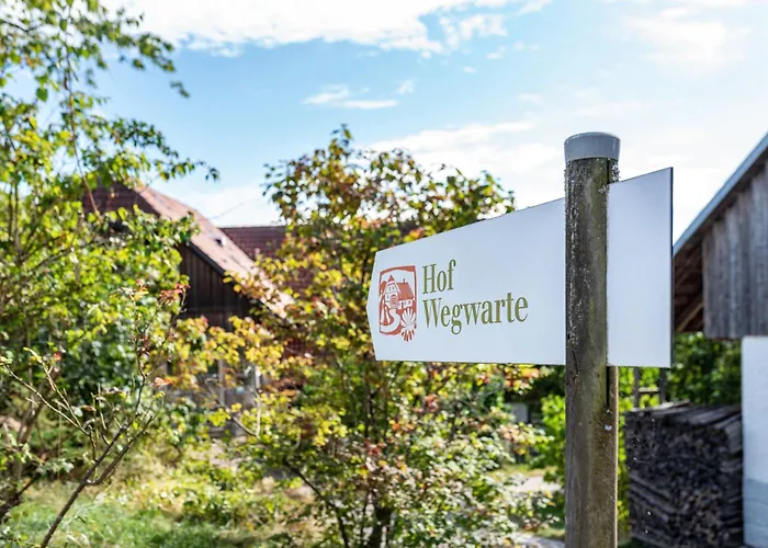 Hof Wegwarte Апартаменты *